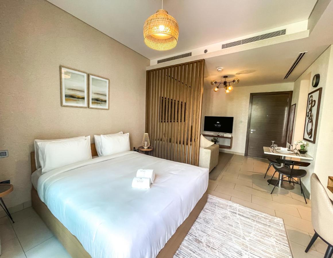 Stay By Latinem Luxury Studio Holiday Home G6-6103 Near Burj Khalifa ดูไบ ภายนอก รูปภาพ